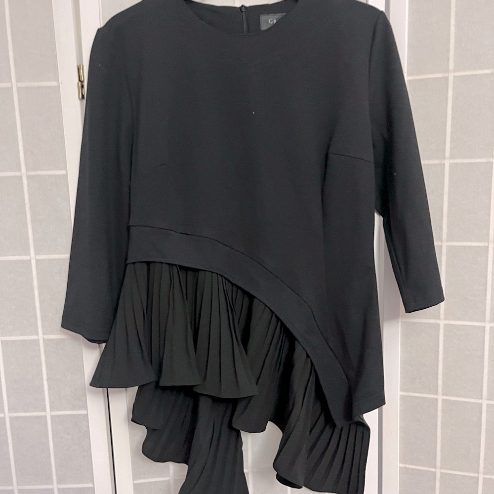 Gracia Black Asymmetrical Ruffle Top